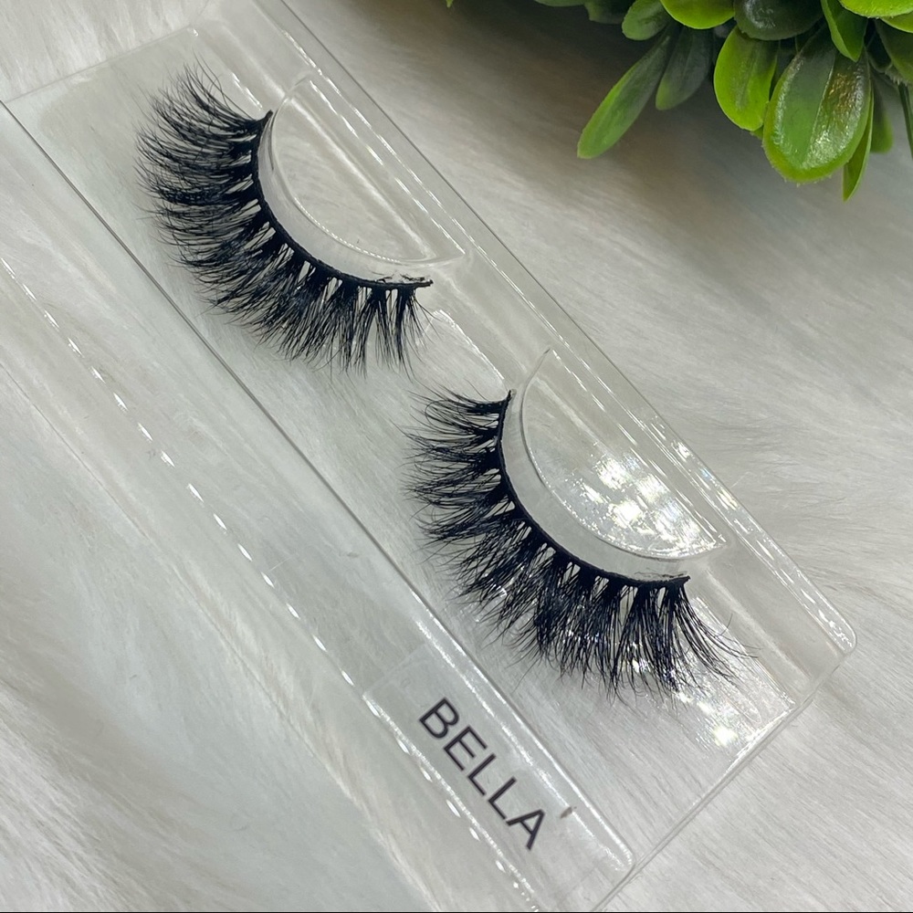 Bella lashes